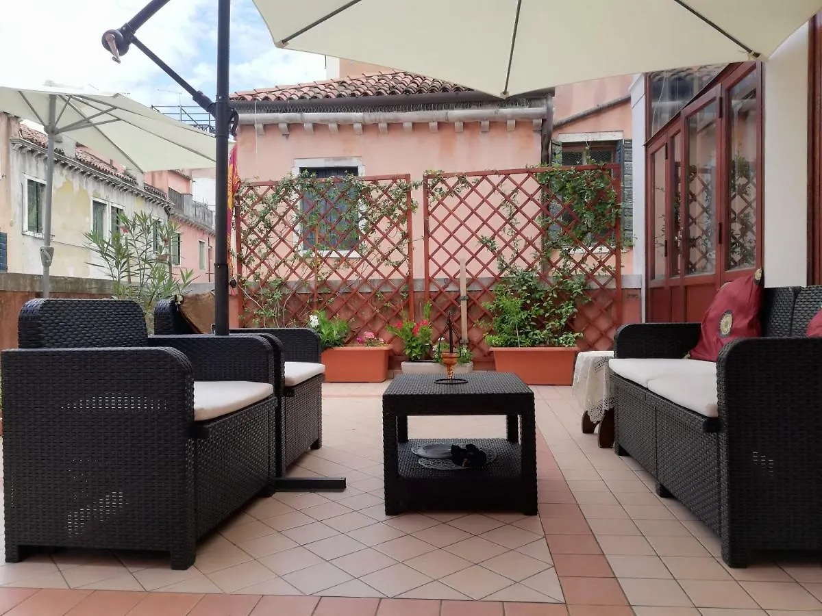 The Palace 5613 Otel Venedik