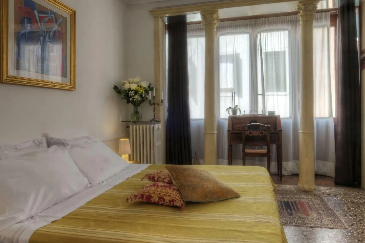 The Palace 5613 Hotel Venice Guest house